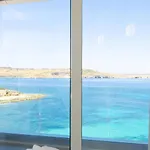 Ivory Seafront With Views!- Fl 19 By Homely *