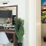 Apartman Ivory Seafront With Views!- Fl 19 By Homely