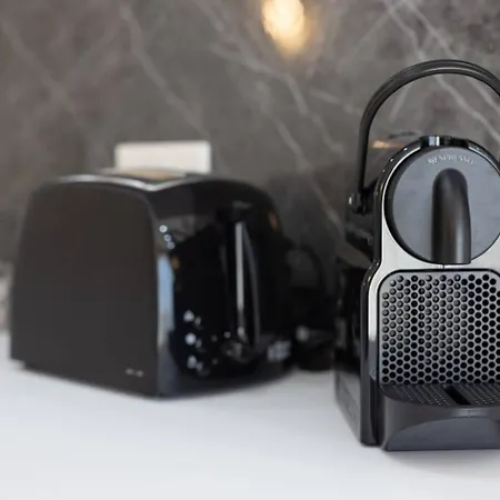 Ivory Seafront With Views!- Fl 19 By Homely خليج سانت بول