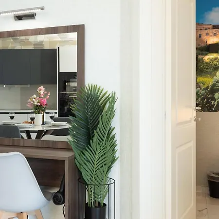 Apartman Ivory Seafront With Views!- Fl 19 By Homely